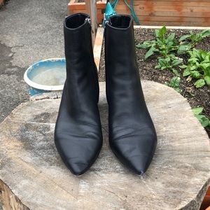 Dolce Vita Black Booties